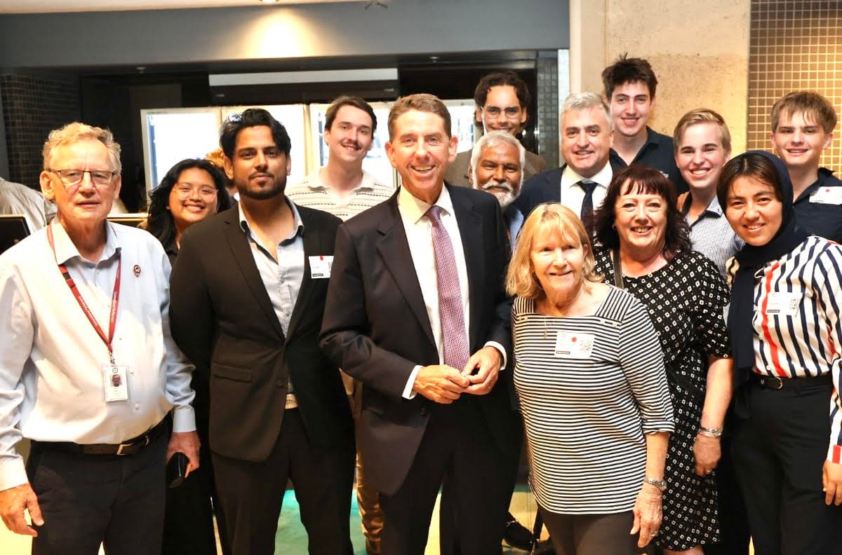 GP Singh with representatives and community members at Queensland Parliament